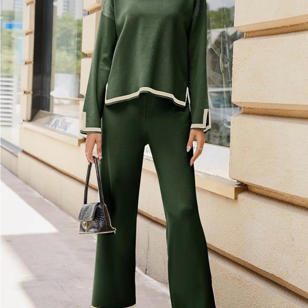Green Wide Leg High-Waisted Pants